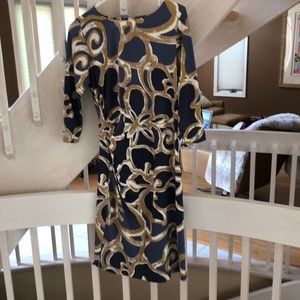 J.McLaughlin 3/4 sleeve light weight dress Small